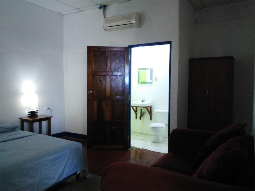 Tapihouse Hostel Las Penitas Exterior photo
