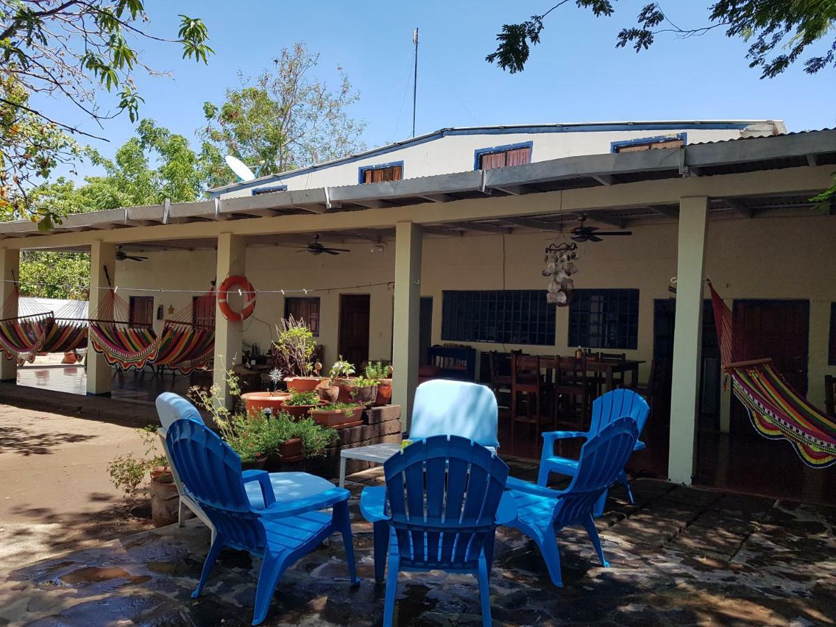 Tapihouse Hostel Las Penitas Exterior photo
