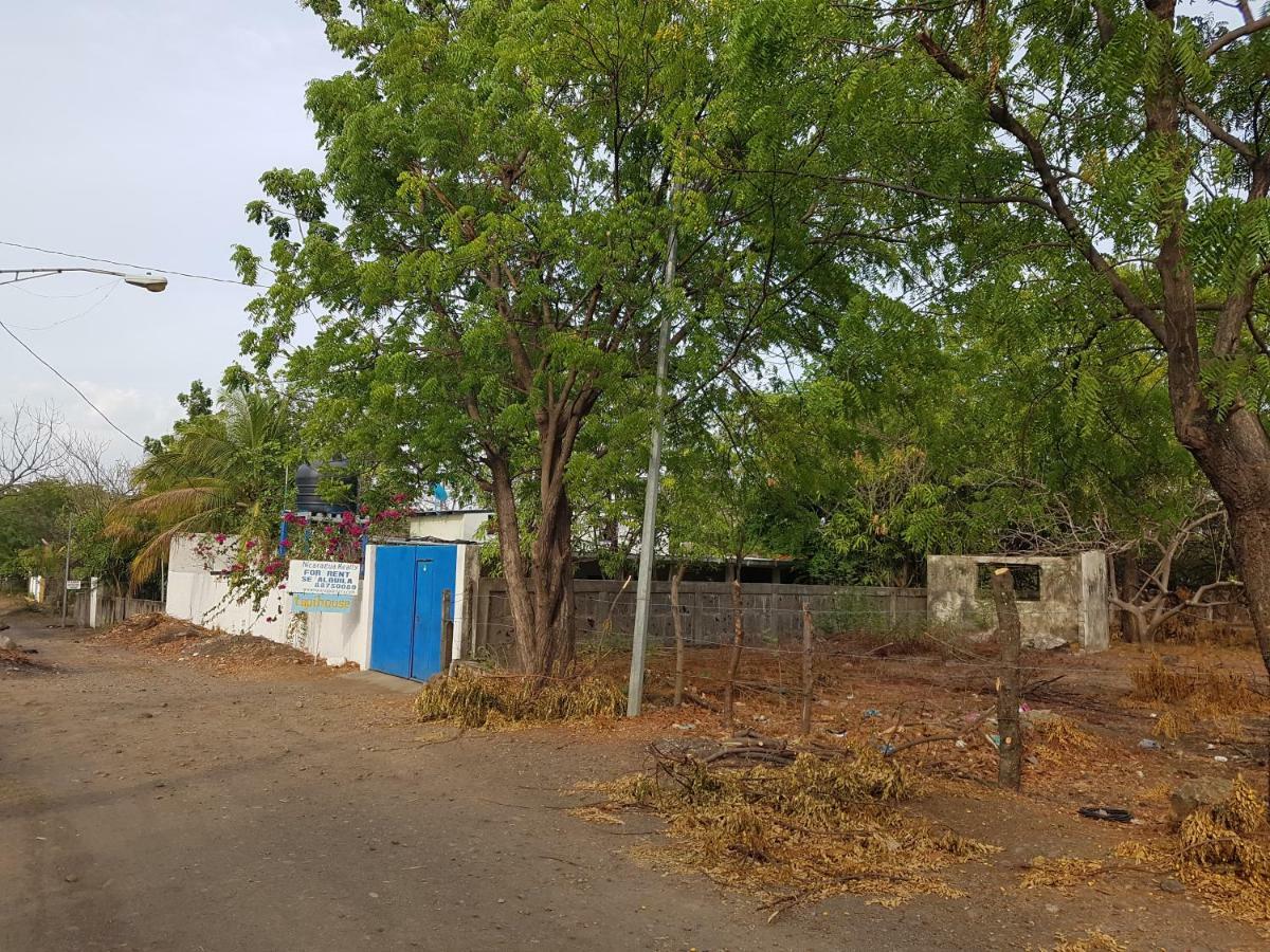Tapihouse Hostel Las Penitas Exterior photo