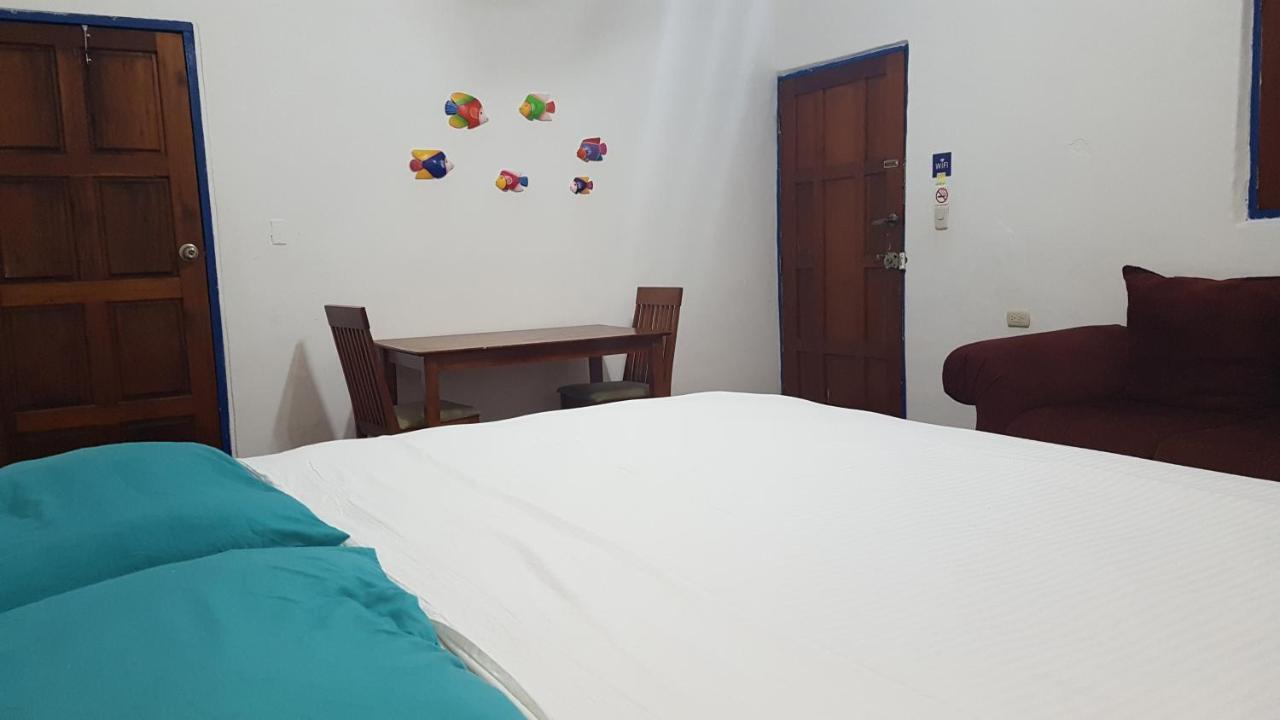 Tapihouse Hostel Las Penitas Exterior photo