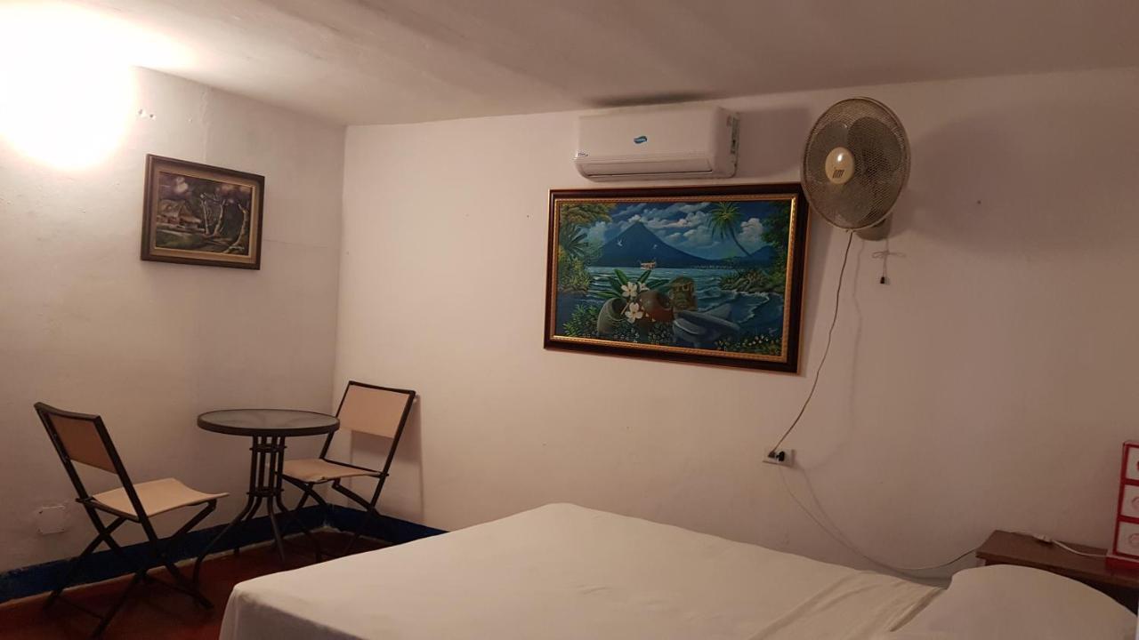 Tapihouse Hostel Las Penitas Exterior photo